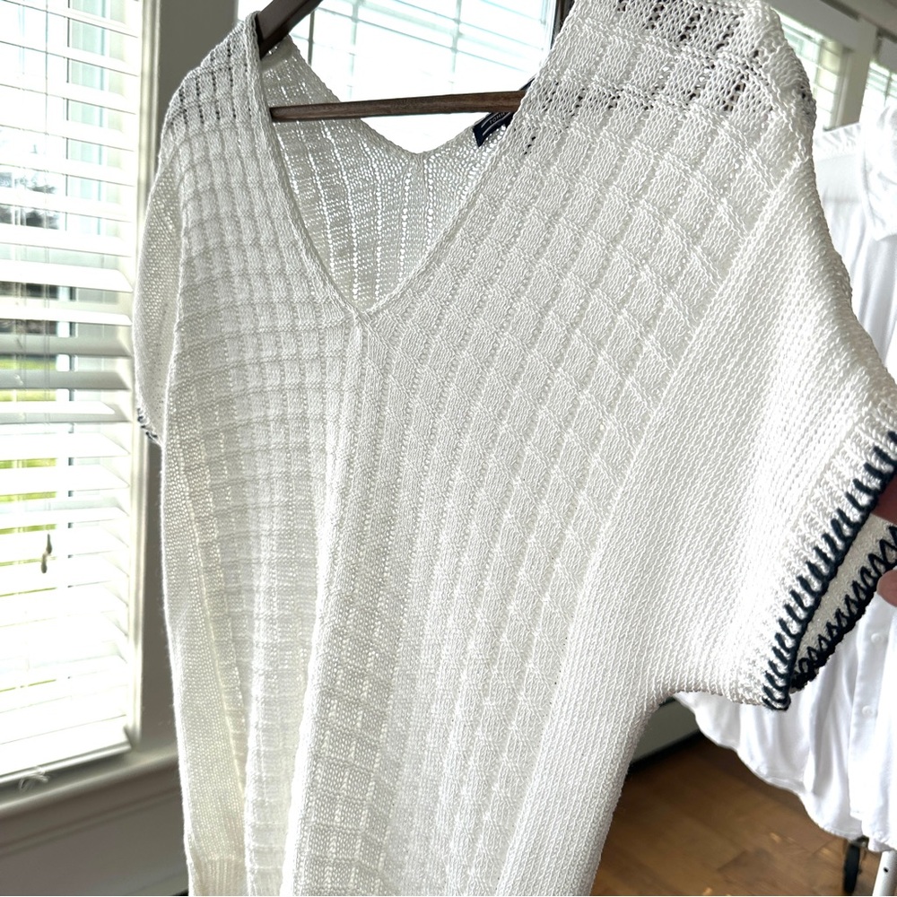 Tommy Hilfiger Cream Knit Top with V-neck & V-back, short sleeves, loose fitting